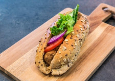 Strömstad baguett med köttbullar & potatissallad